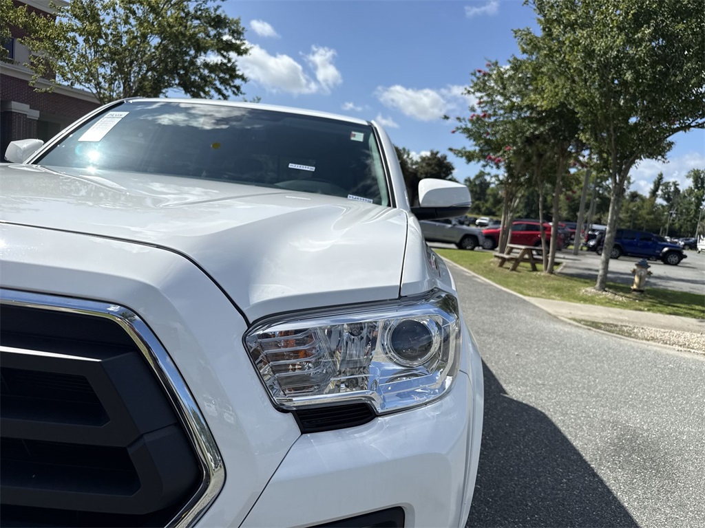 2023 Toyota Tacoma SR5 photo 9