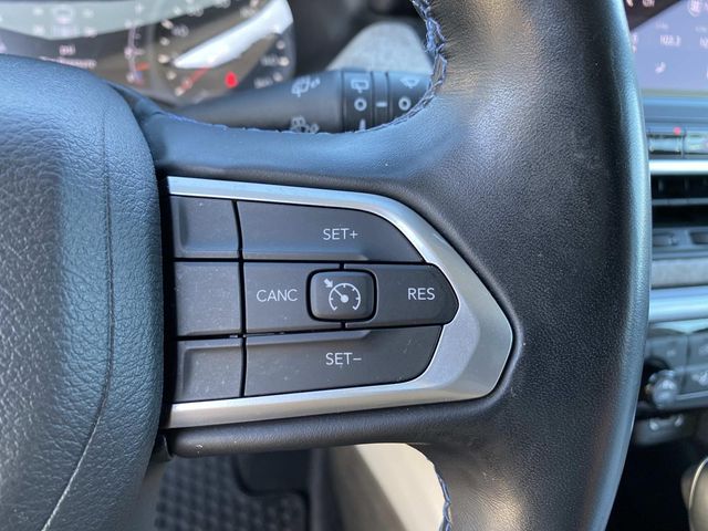 2022 Jeep Compass Latitude photo 16