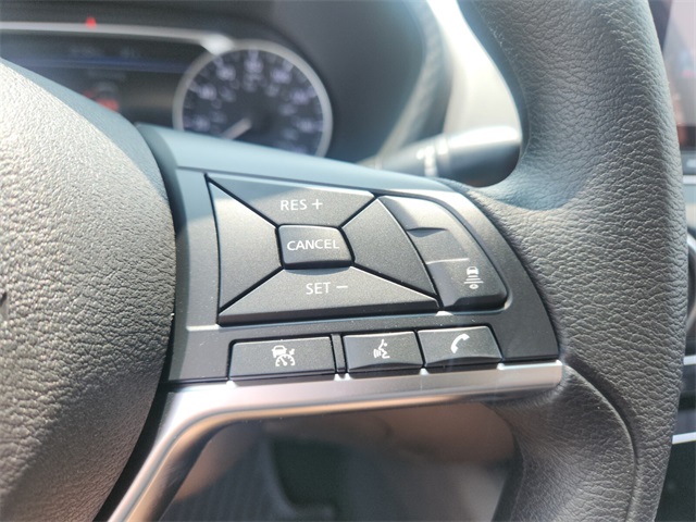 2025 Nissan Sentra SV photo 16