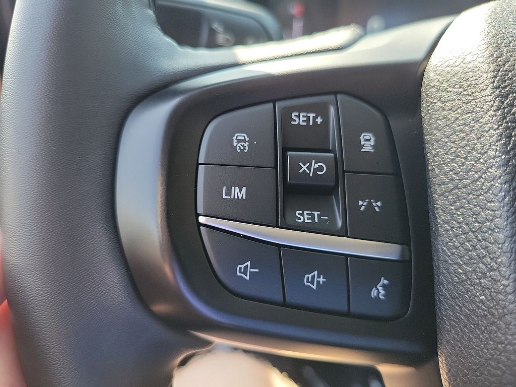 2024 Ford Ranger XLT photo 3