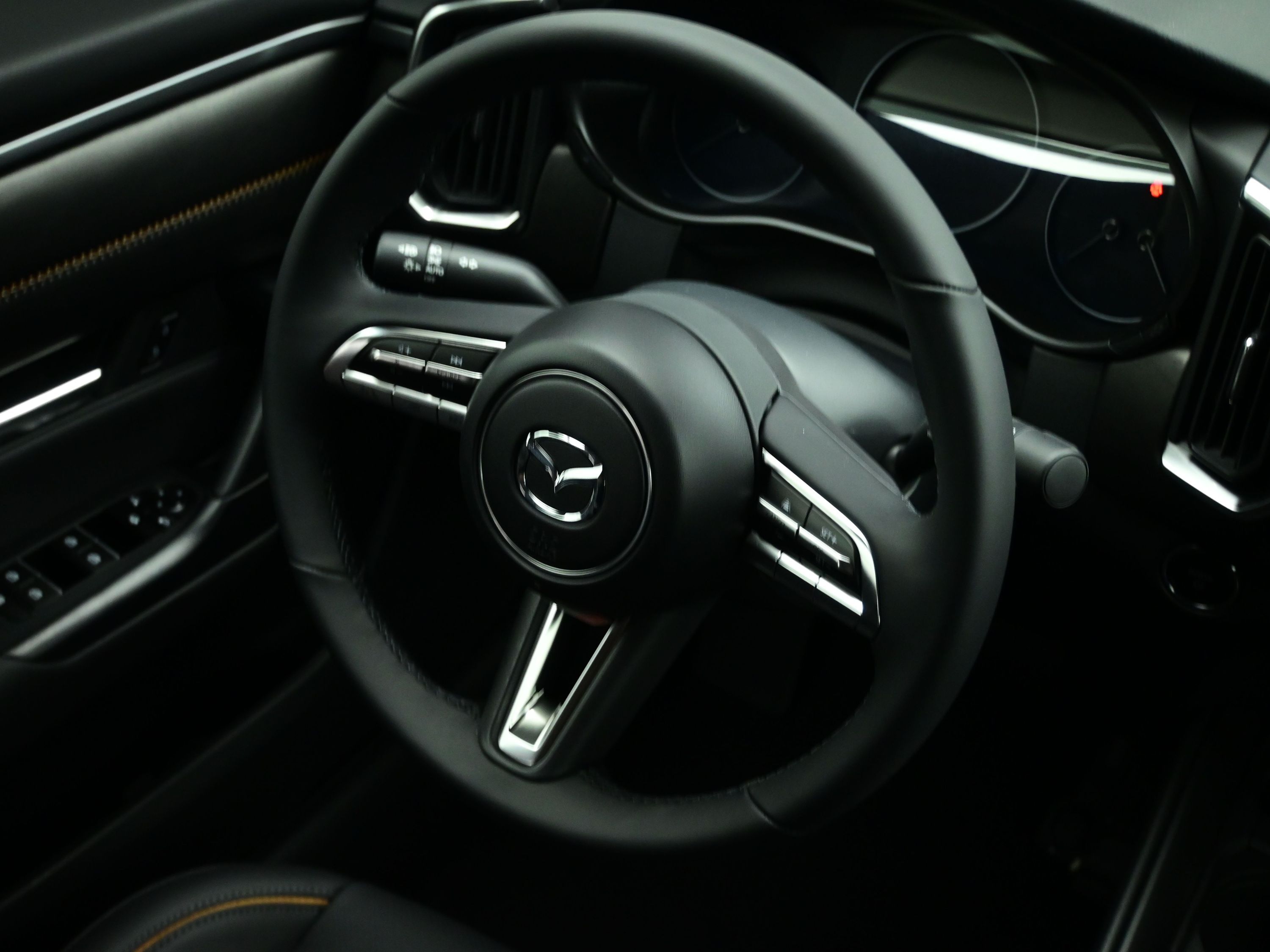 2025 Mazda CX-50 Premium Plus photo 6