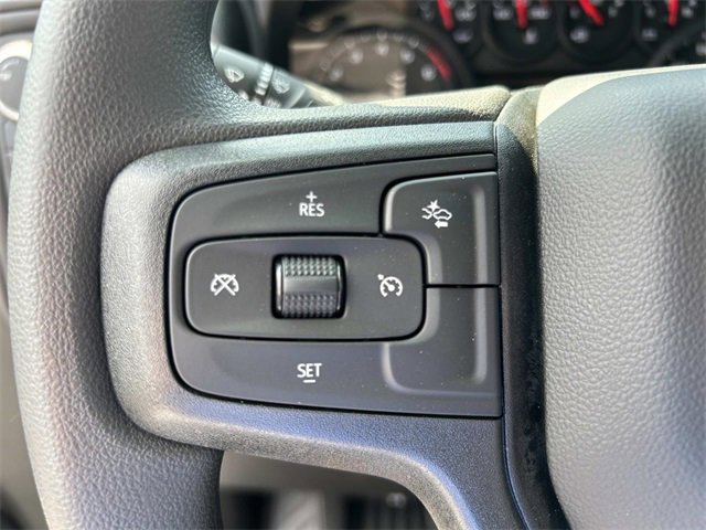 2025 Chevrolet Silverado 2500HD Custom photo 21