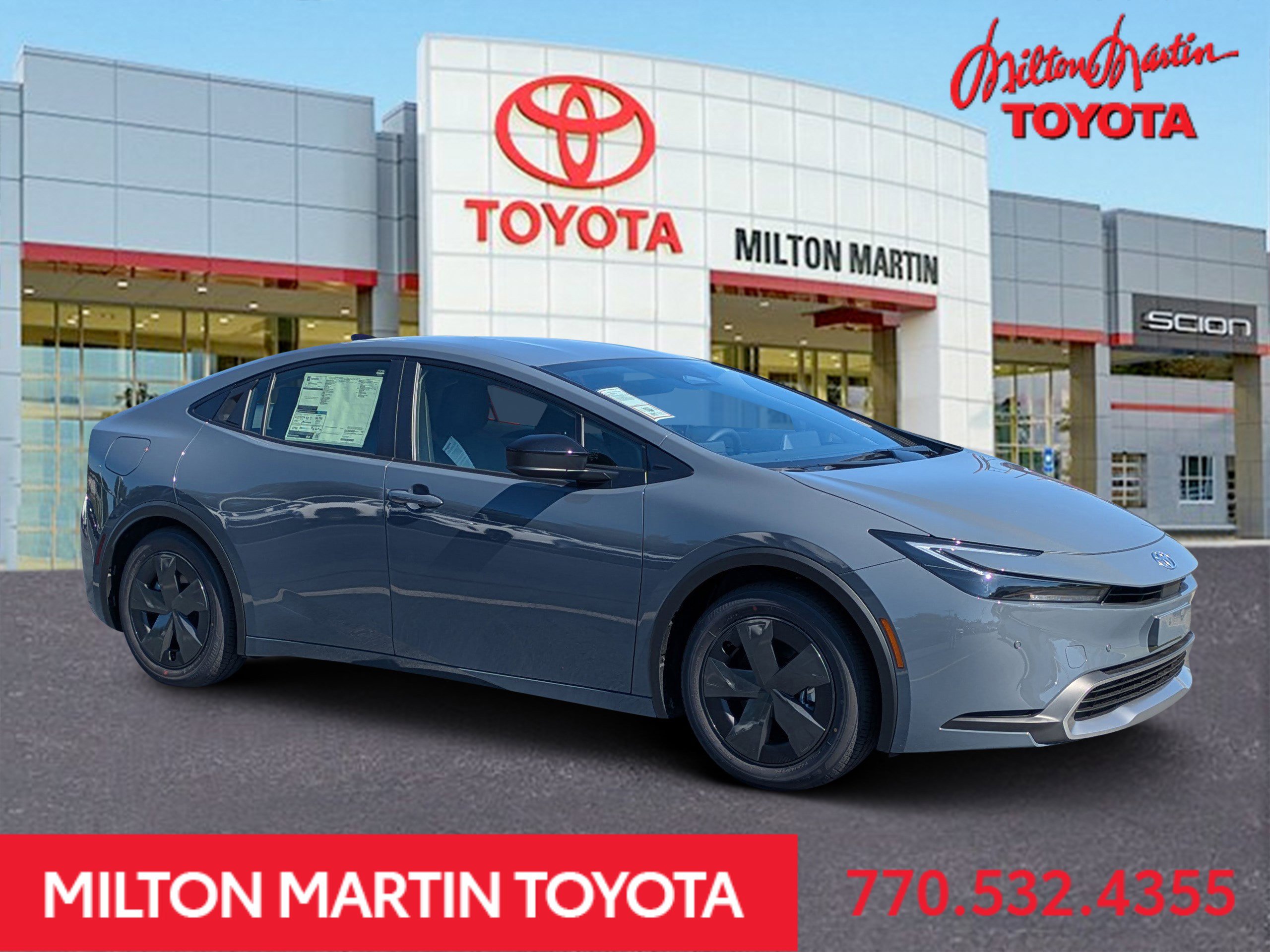 2026 Toyota Prius SE's photo