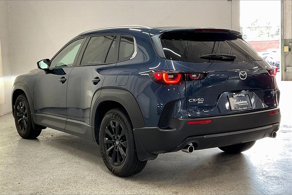 2025 Mazda CX-50 2.5 Select photo 9