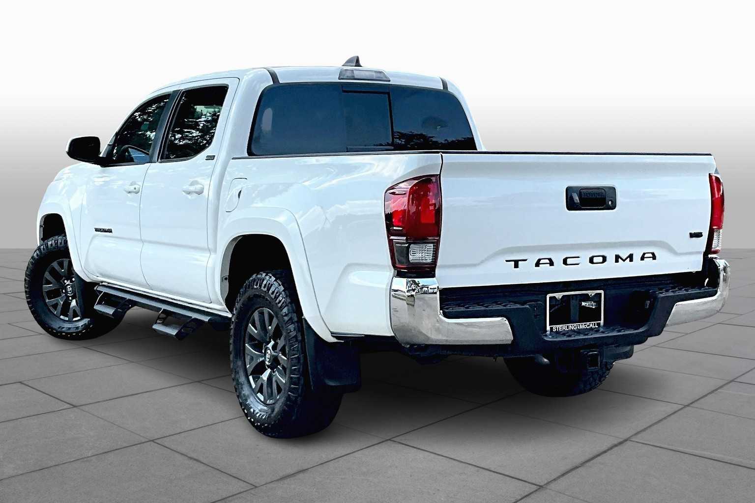 2023 Toyota Tacoma SR5 photo 10