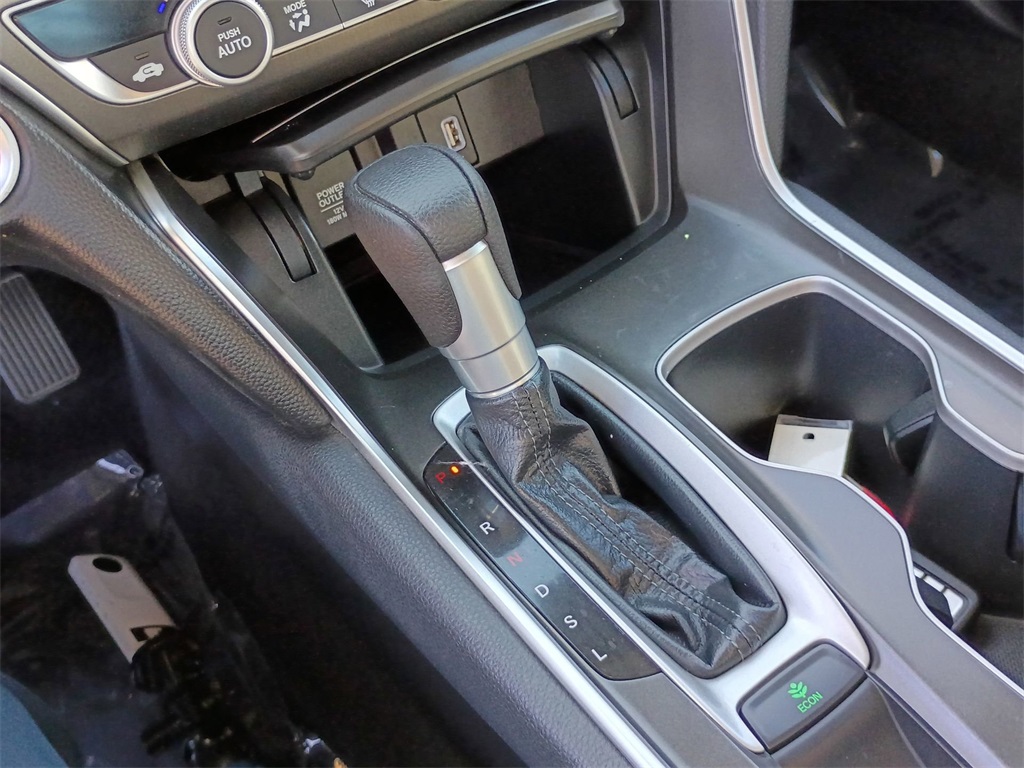 2020 Honda Accord LX photo 26