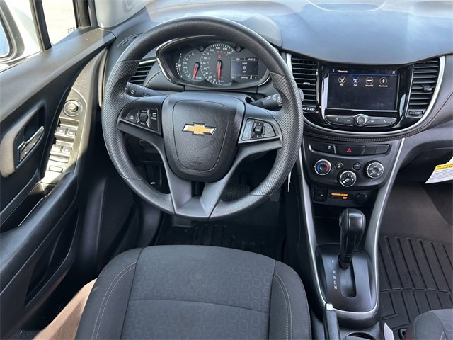 2022 Chevrolet Trax LS photo 8