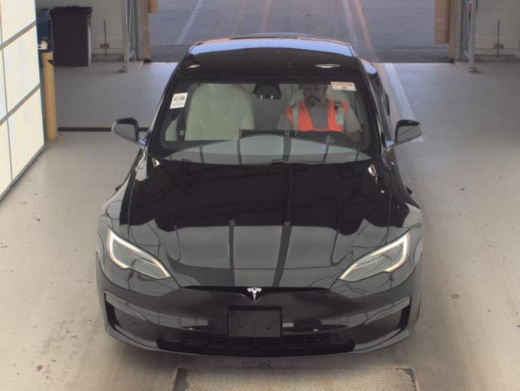 Used 2022 Tesla Model S Base with VIN 5YJSA1E54NF488040 for sale in Miami, FL
