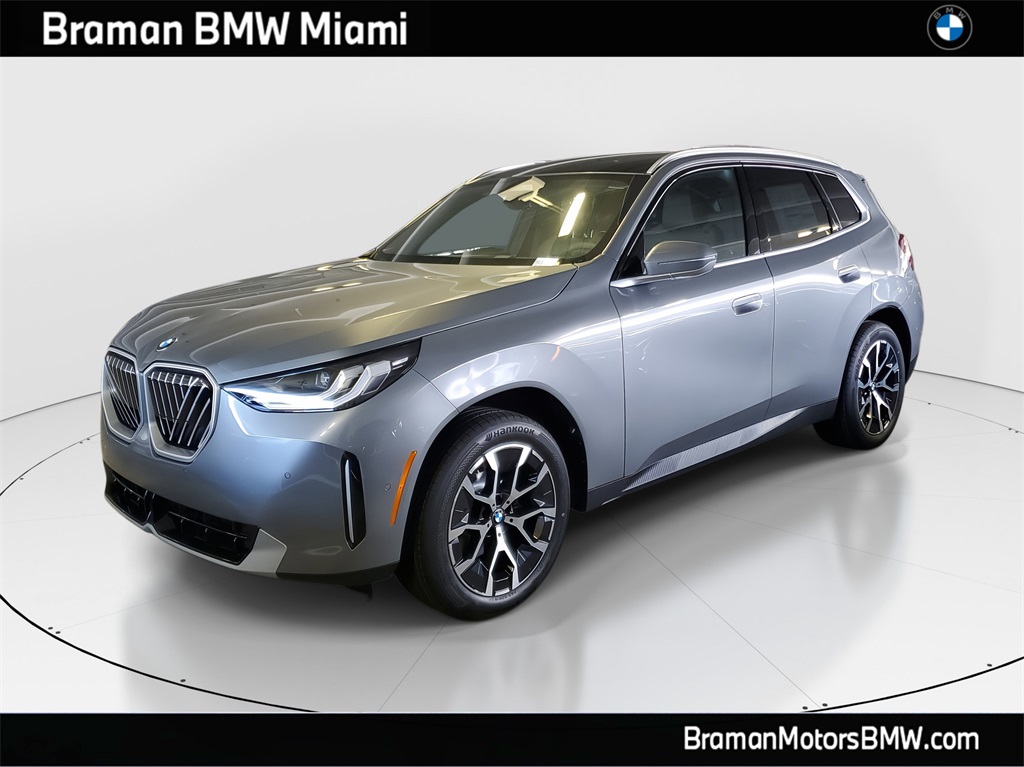 2026 BMW X3 30's photo