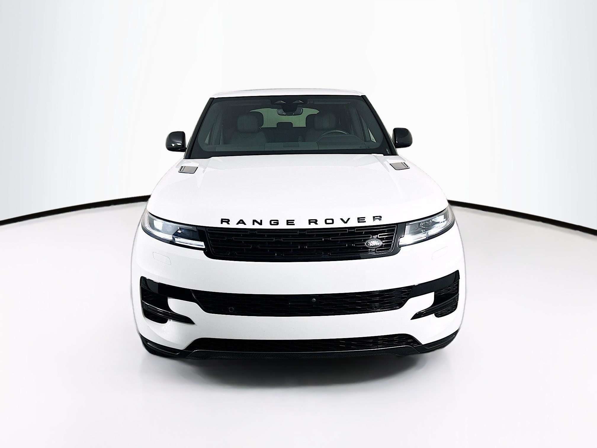 2025 Land Rover Range Rover Sport SE photo 2