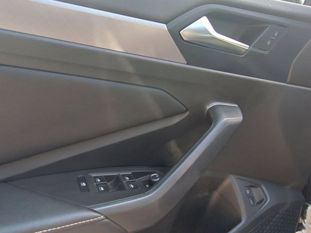 2024 Volkswagen Jetta SE photo 4