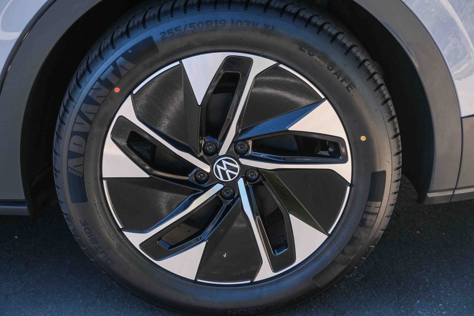 2022 Volkswagen ID.4 Pro S photo 7