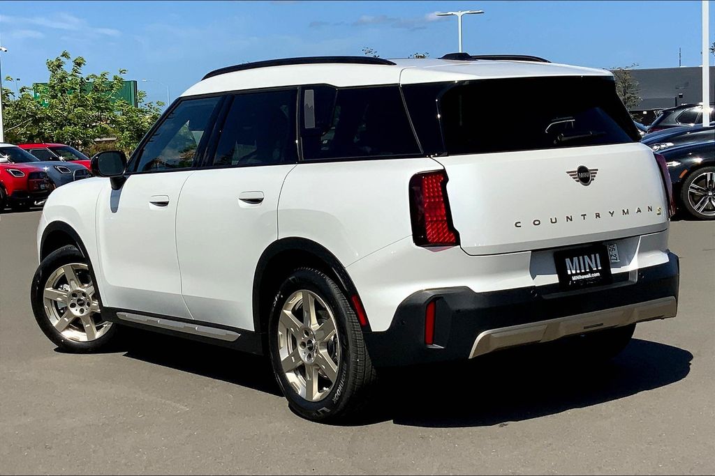 2025 Mini Countryman SE ALL4 photo 2