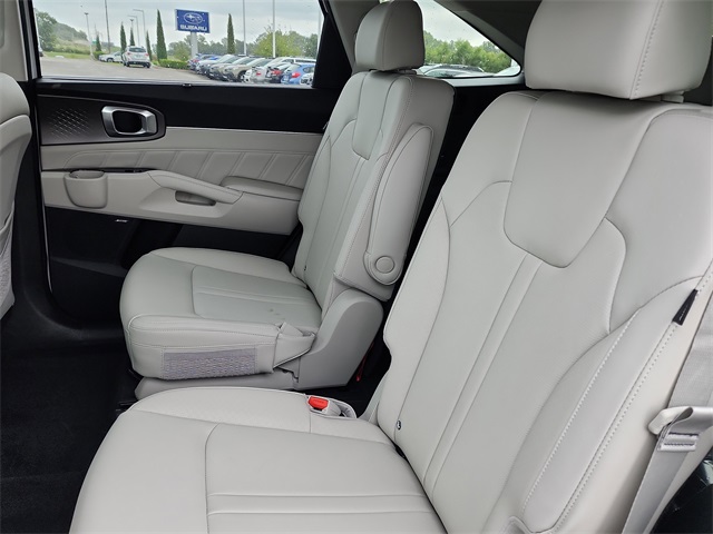 2026 Kia Sorento SX photo 13