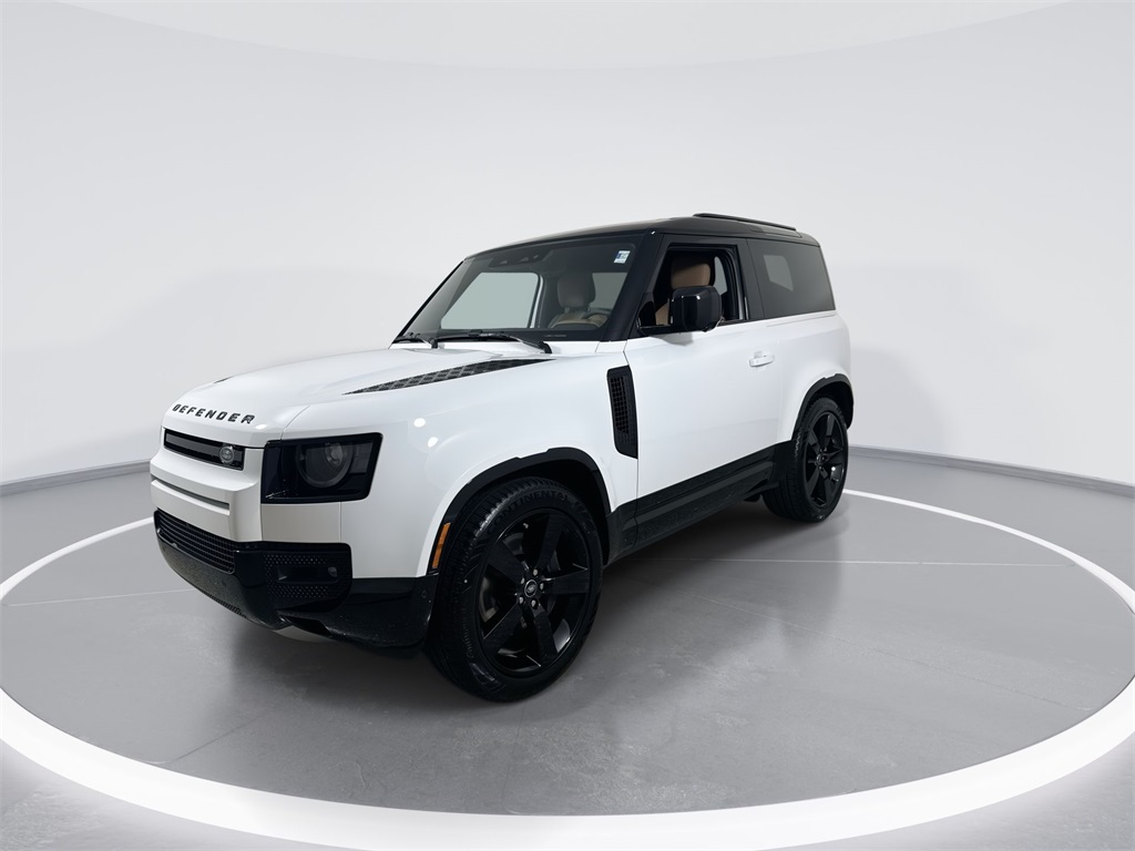 2025 Land Rover Defender 90 X-Dynamic SE photo 3