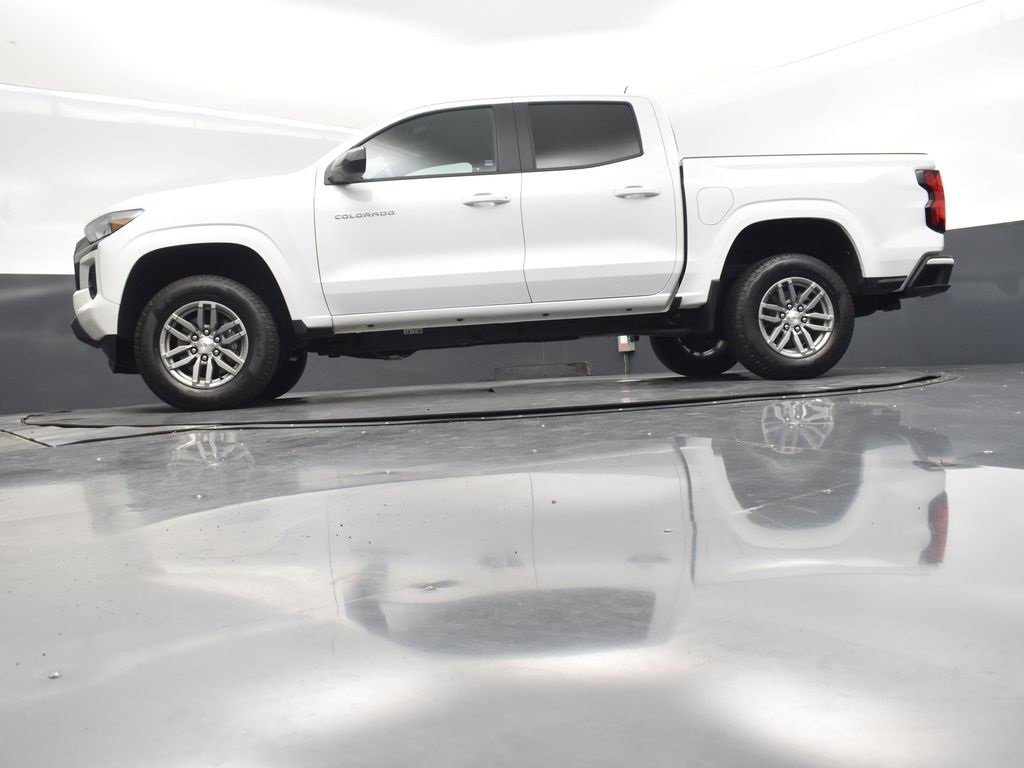 2024 Chevrolet Colorado LT photo 41
