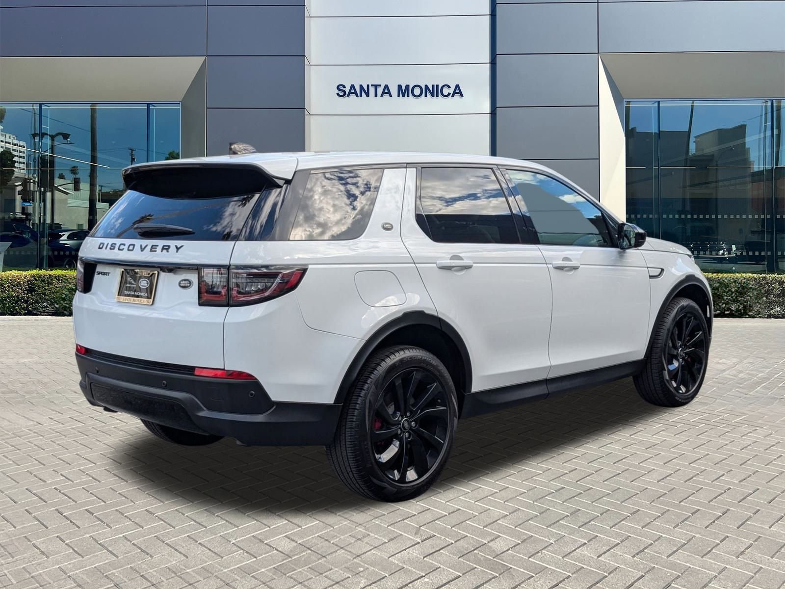 2023 Land Rover Discovery Sport SE photo 5