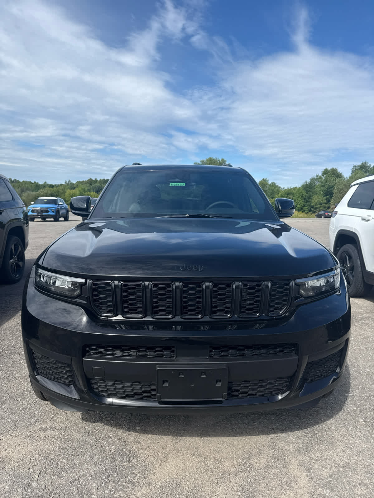 2025 Jeep Grand Cherokee Altitude X photo 2
