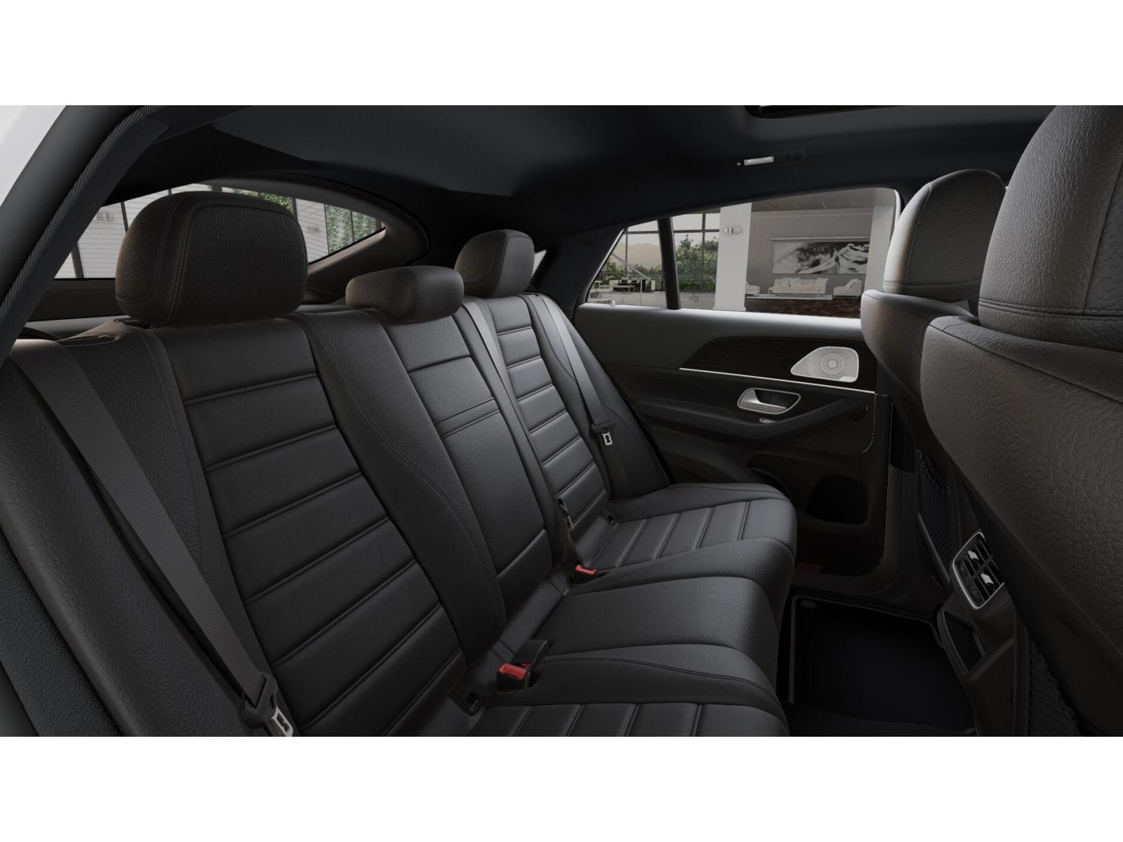 2026 Mercedes Benz GLE 450 4MATIC photo 3