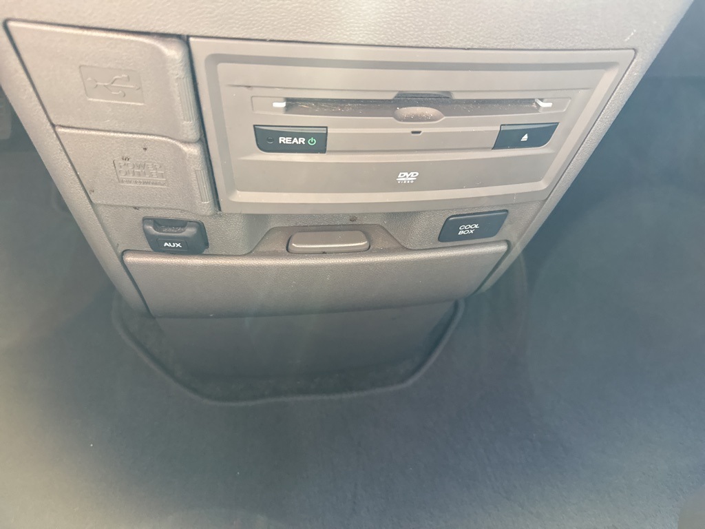 2016 Honda Odyssey Touring Elite photo 25