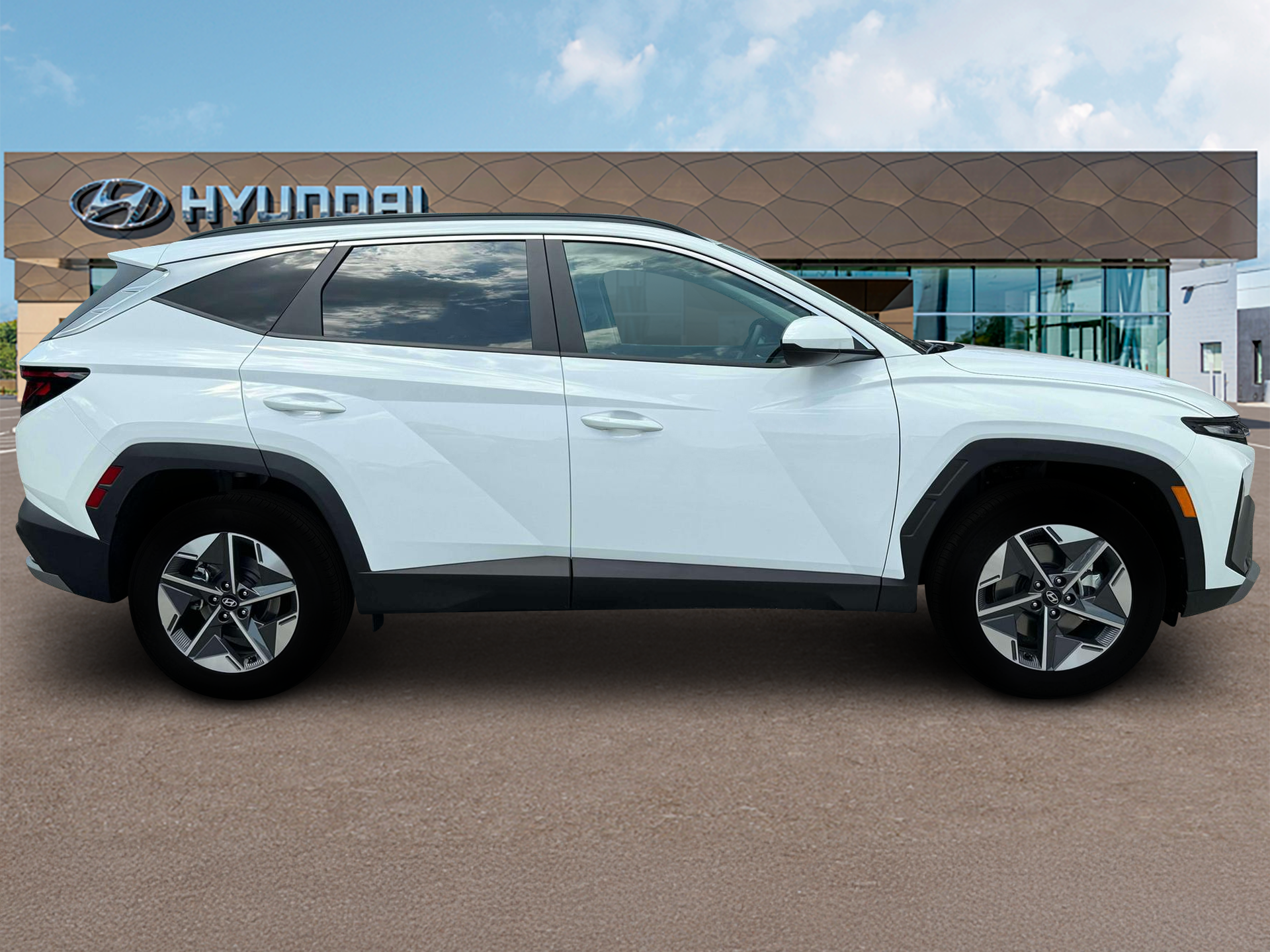 New 2025 White Hyundai SEL FWD image 9