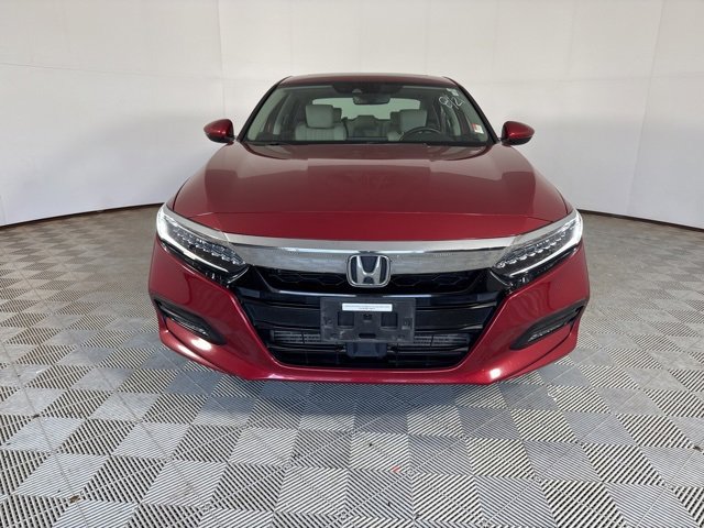 2018 Honda Accord Touring 1.5T photo 2