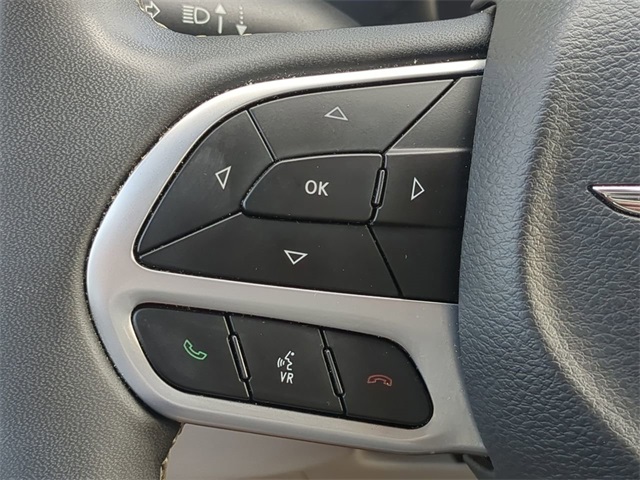 2023 Chrysler Pacifica Hybrid Touring L photo 25