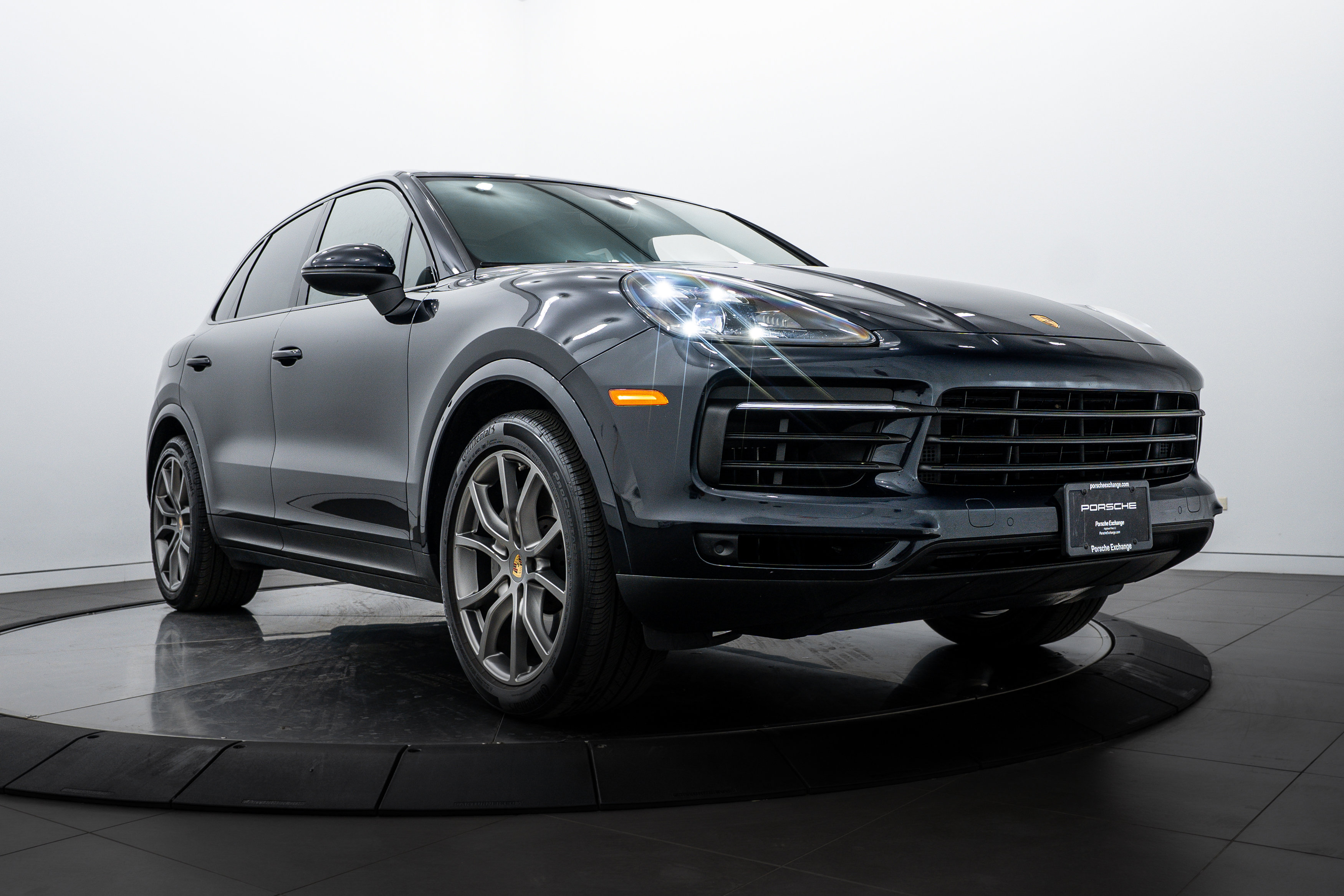 2022 Porsche Cayenne S photo 4