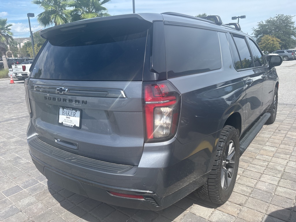 2022 Chevrolet Suburban Z71 photo 4