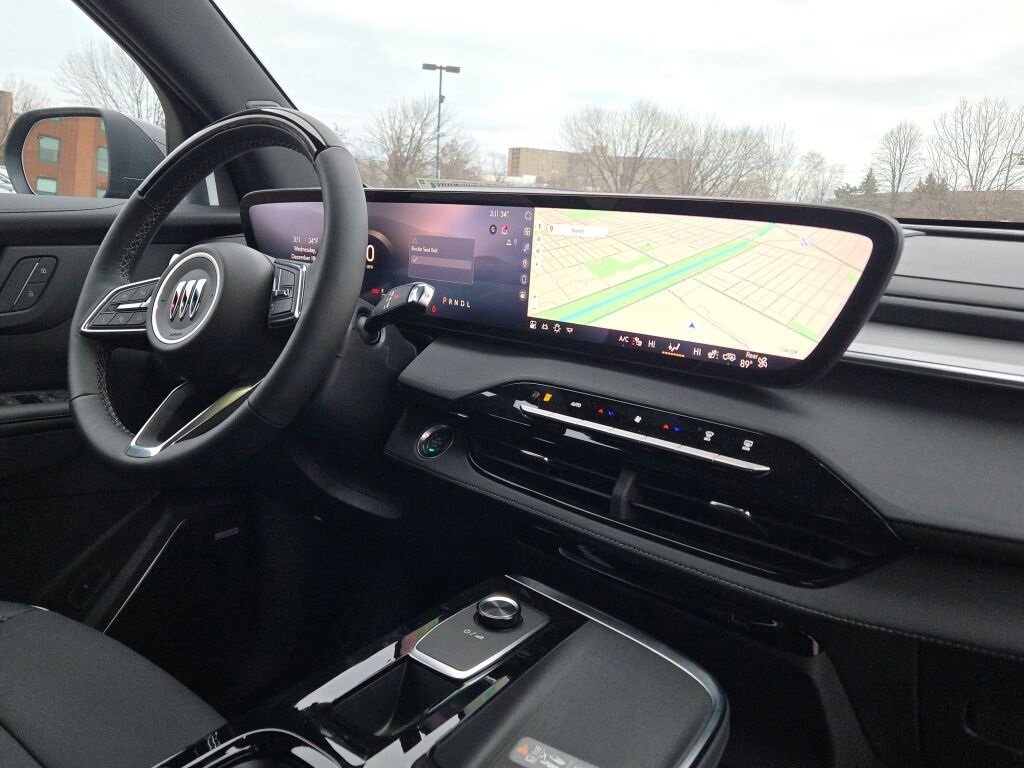 2025 Buick Enclave Preferred photo 10