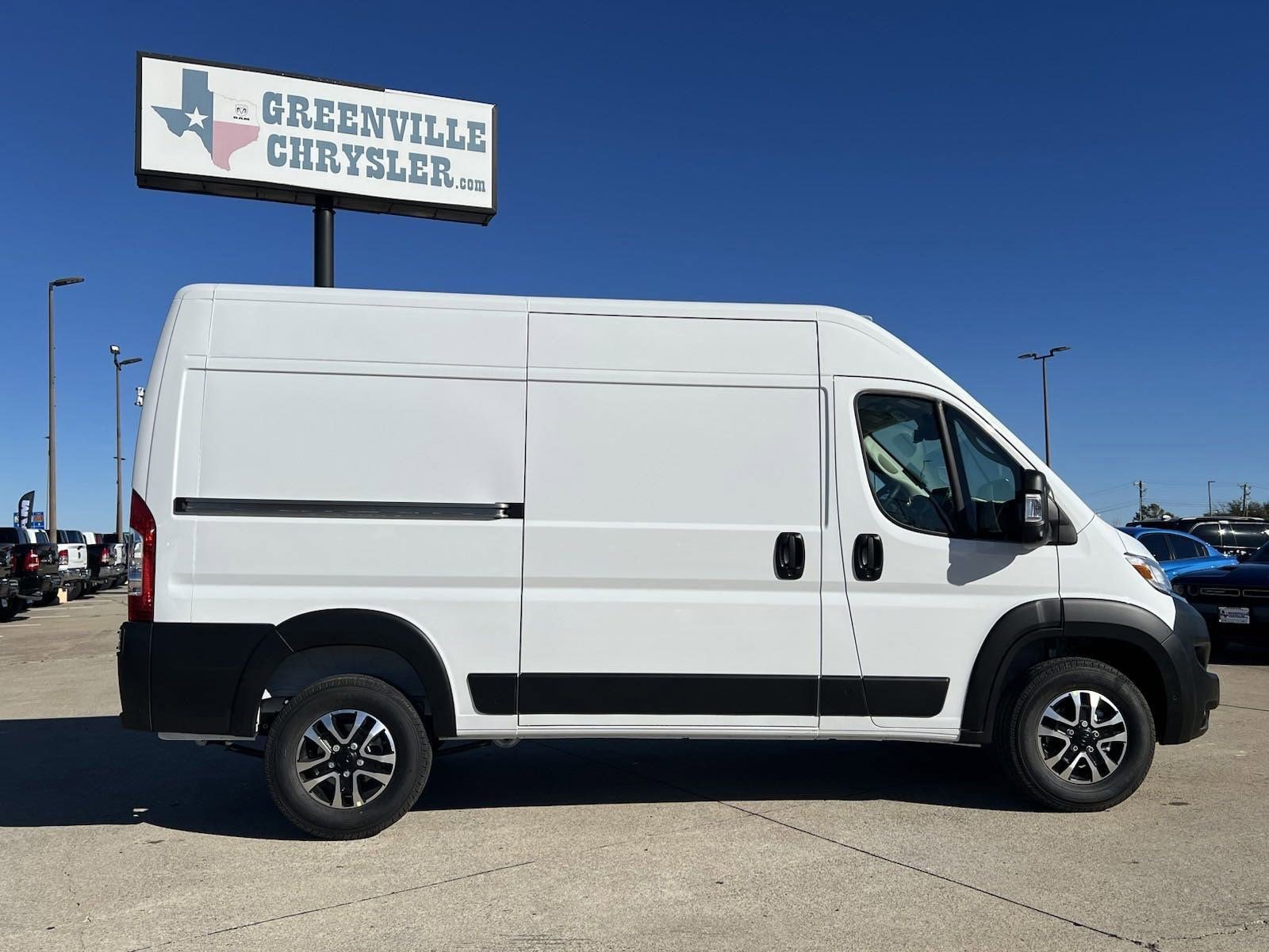 2025 Ram ProMaster 1500 SLT Cargo Van High Roof photo 5