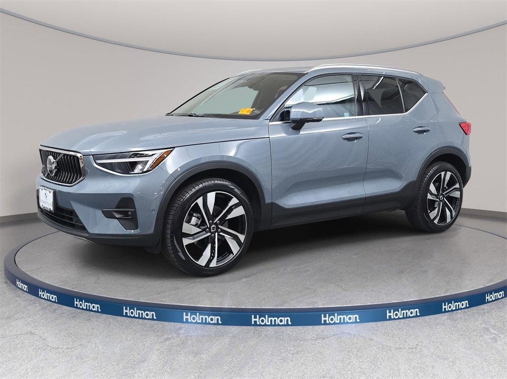 2023 Volvo XC40 Ultimate
