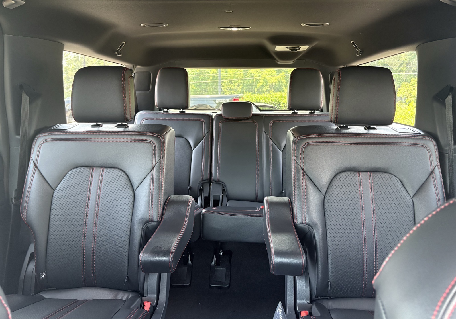 2024 Ford Expedition MAX Limited photo 26