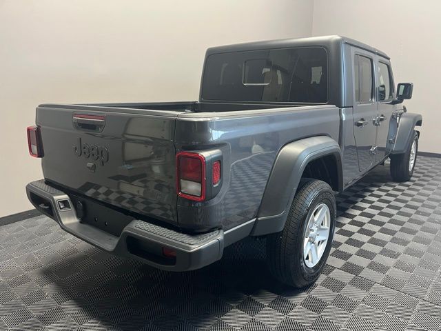 2023 Jeep Gladiator Sport photo 5
