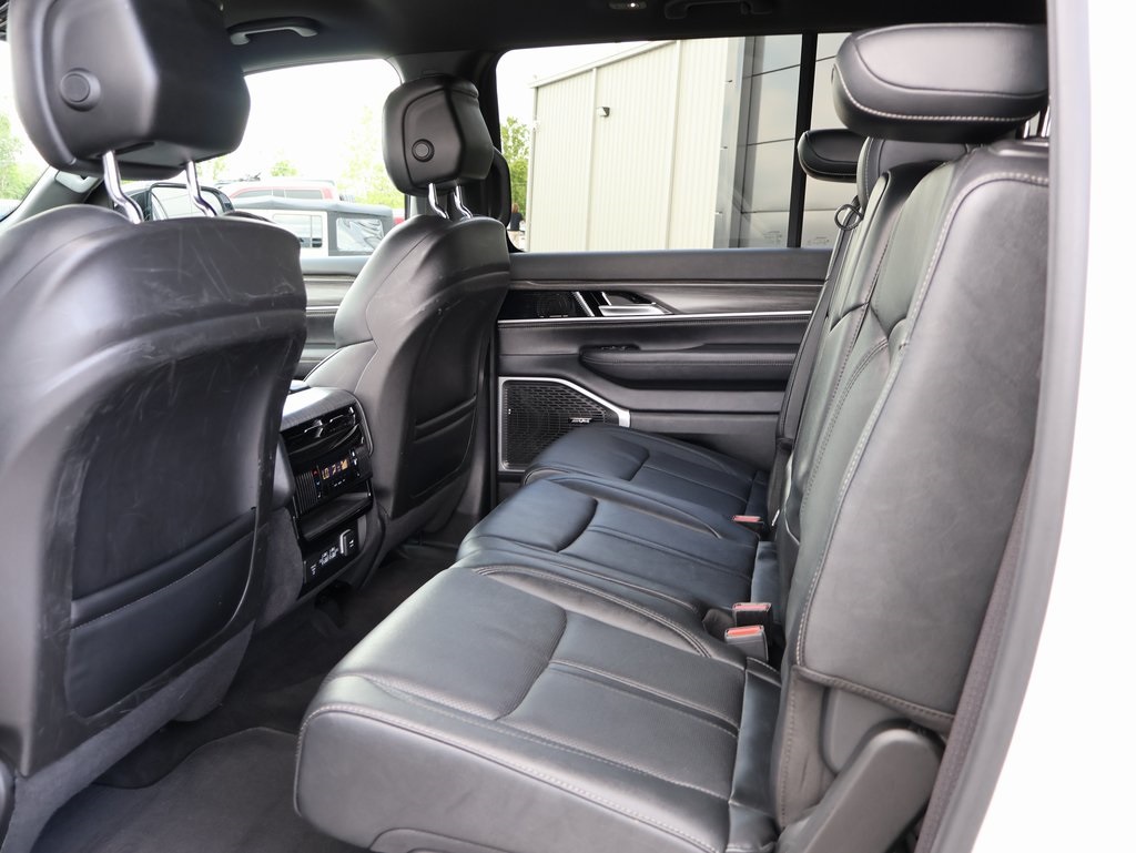 2023 Jeep Wagoneer Series III photo 20