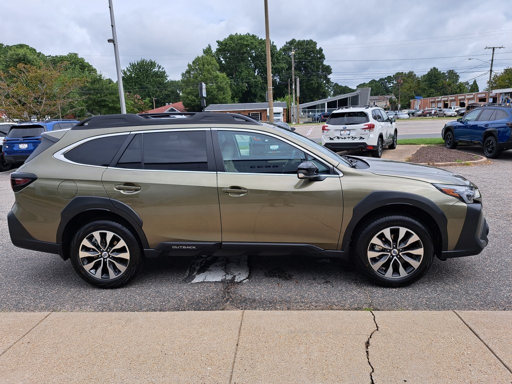 2025 Subaru Outback Limited photo 4
