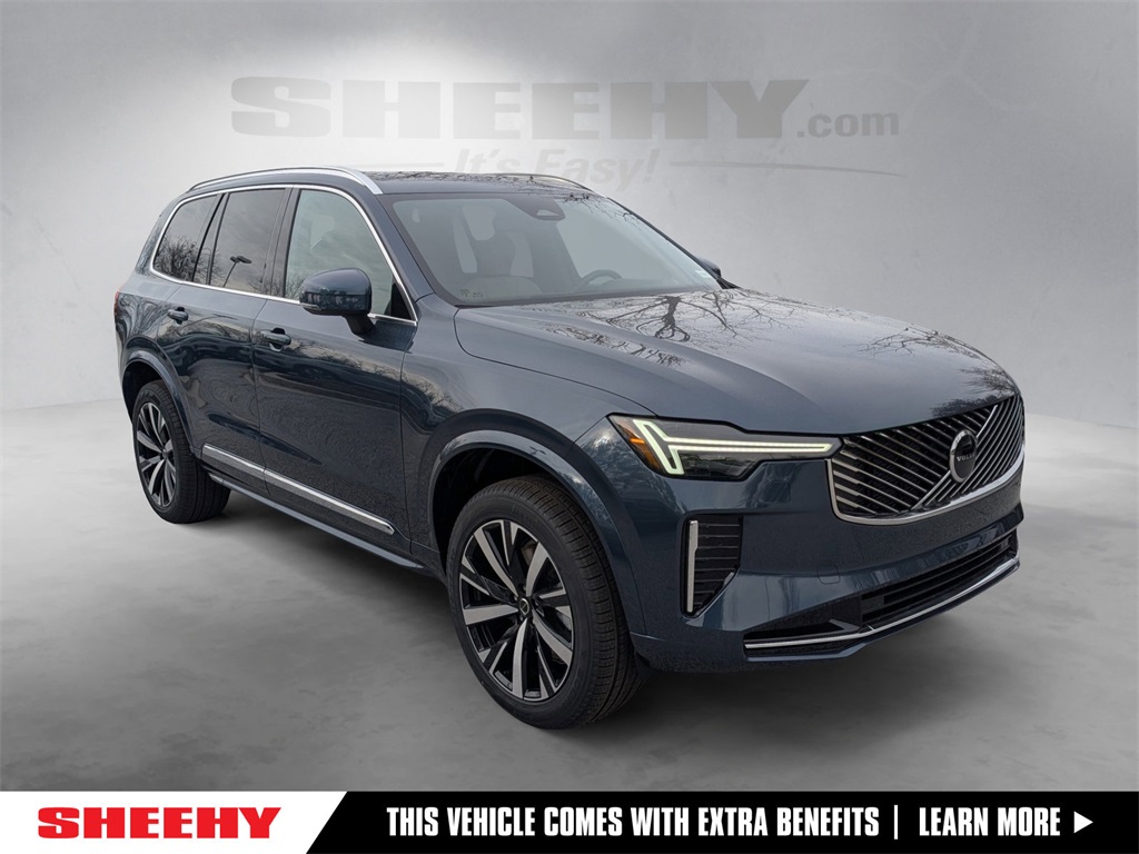 2026 Volvo XC90 Core's photo