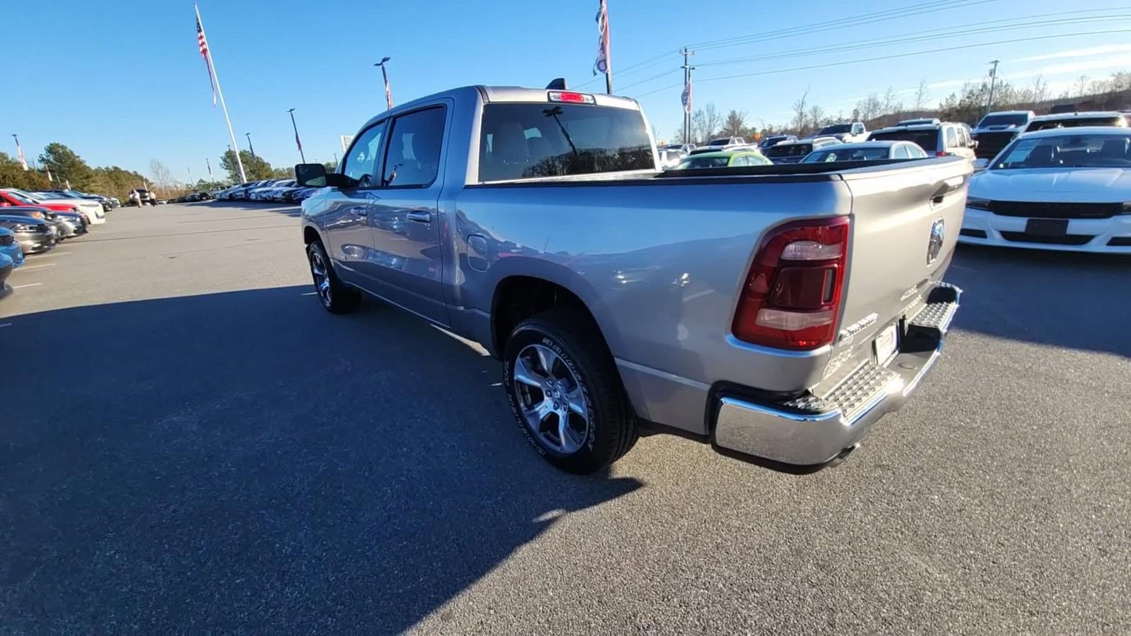 2024 Ram 1500 Laramie photo 3
