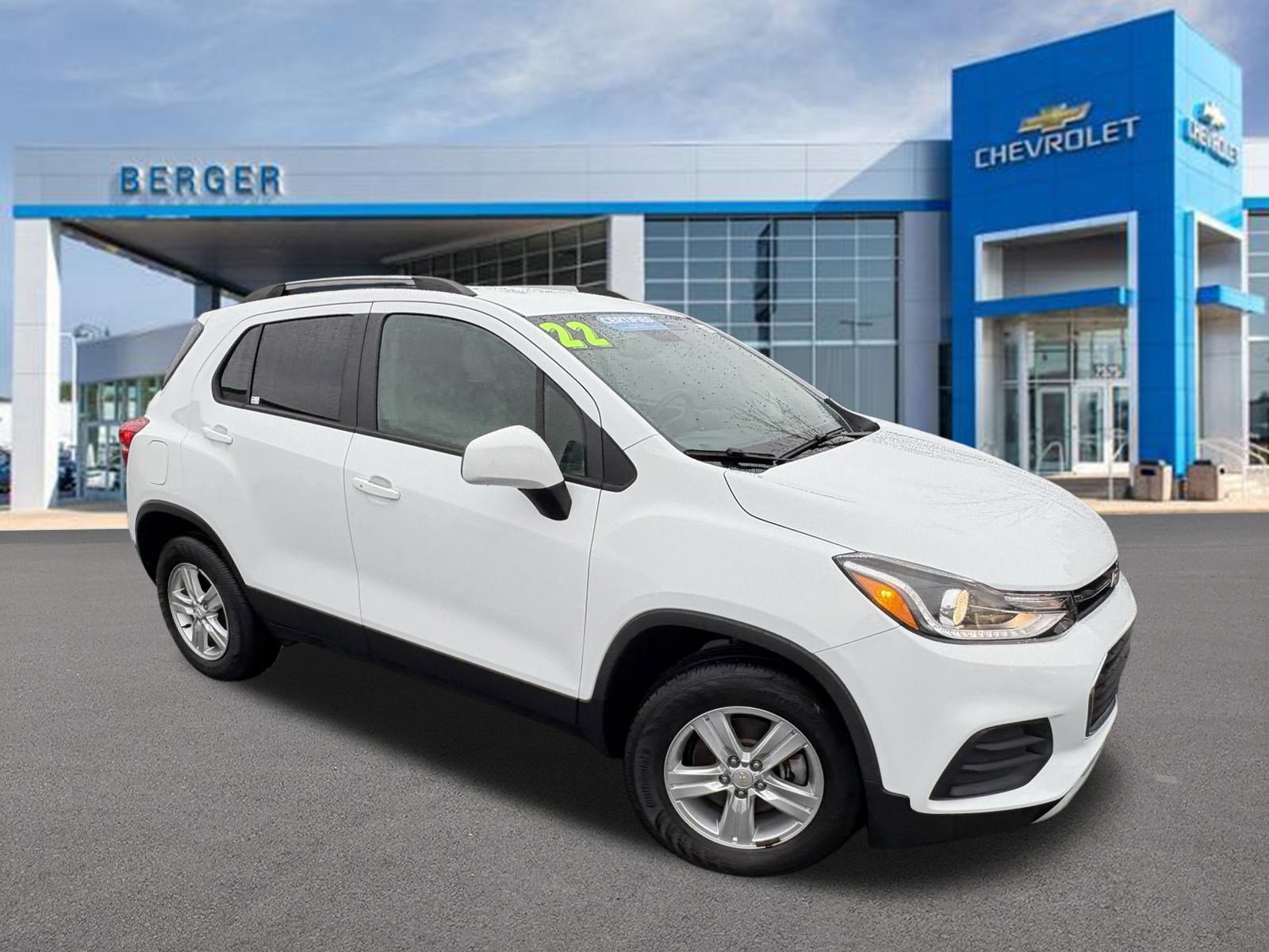 2022 Chevrolet Trax LT's photo