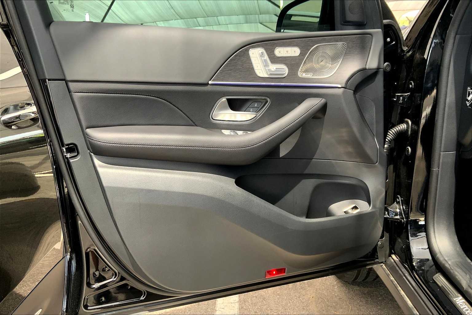2025 Mercedes Benz GLE 450 4MATIC photo 11