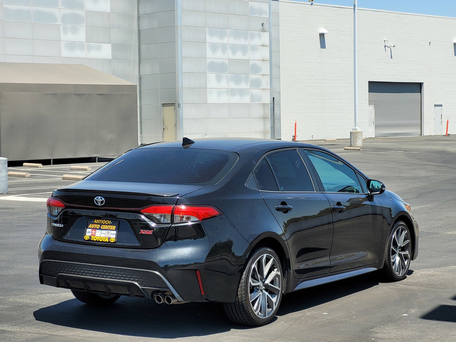 2021 Toyota Corolla XSE photo 4
