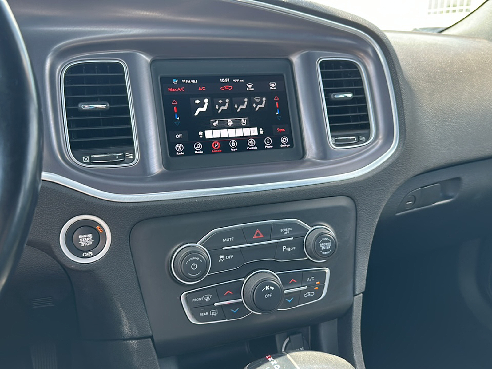 2021 Dodge Charger SXT photo 9