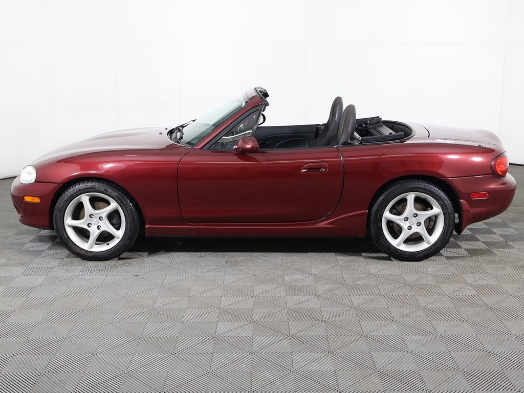 2003 Mazda MX-5 Miata Miata Base photo 12