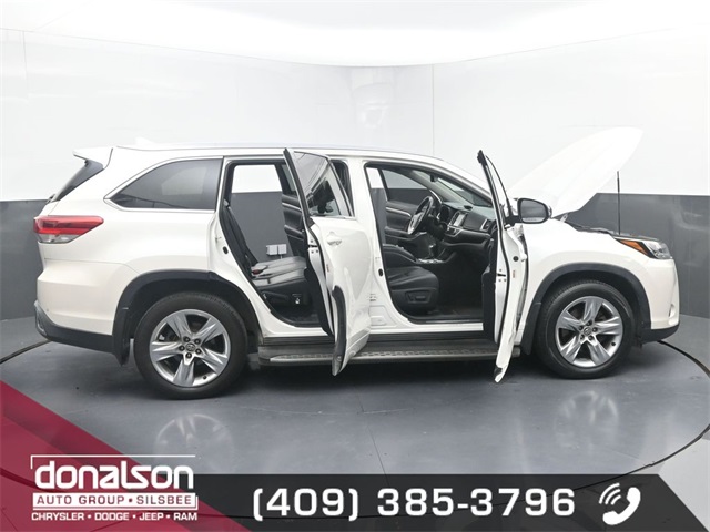 2017 Toyota Highlander Limited photo 20