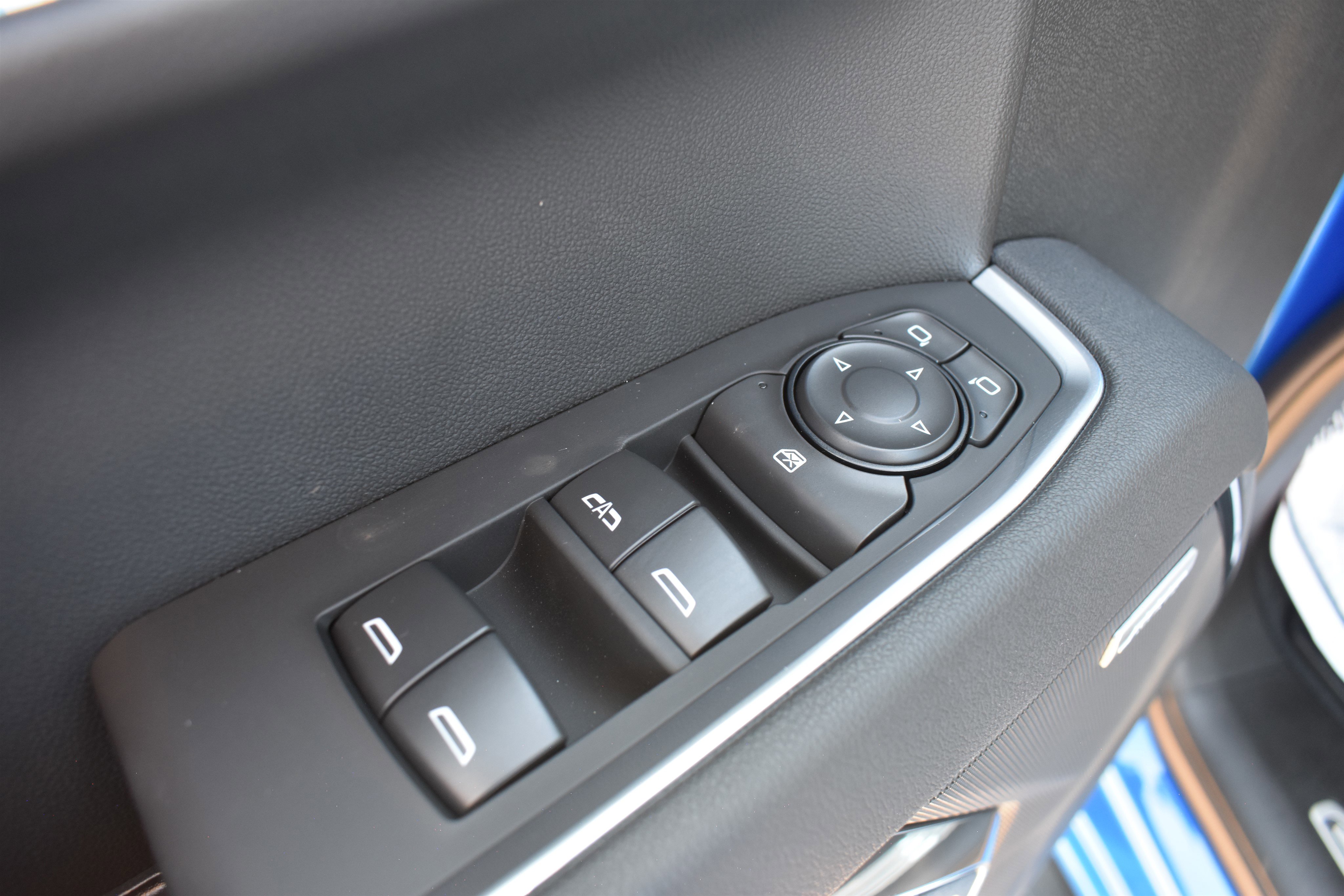 2026 Chevrolet Silverado 1500 RST photo 2