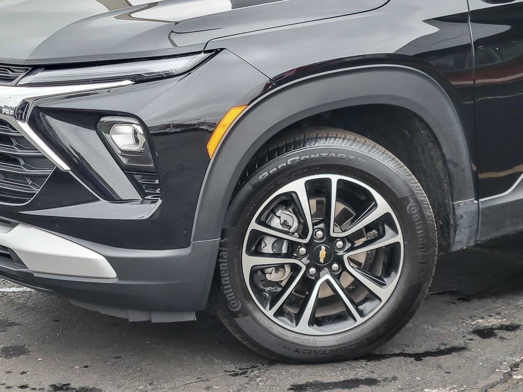 2025 CHEVROLET TRAILBLAZER - Image 2