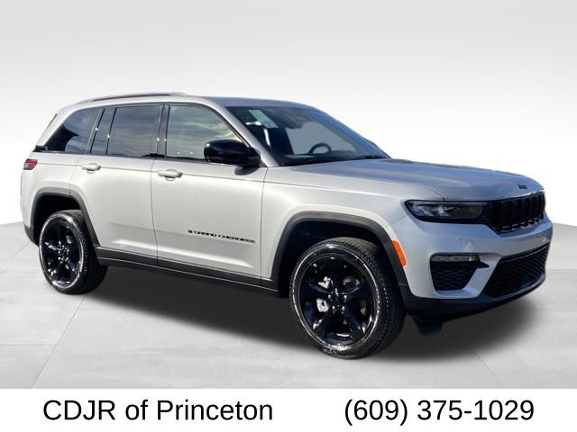 2025 Jeep Grand Cherokee Limited's photo