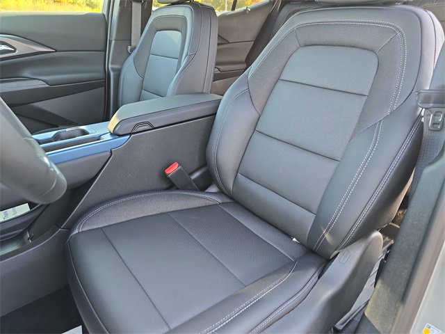 2026 Chevrolet Equinox LT photo 14