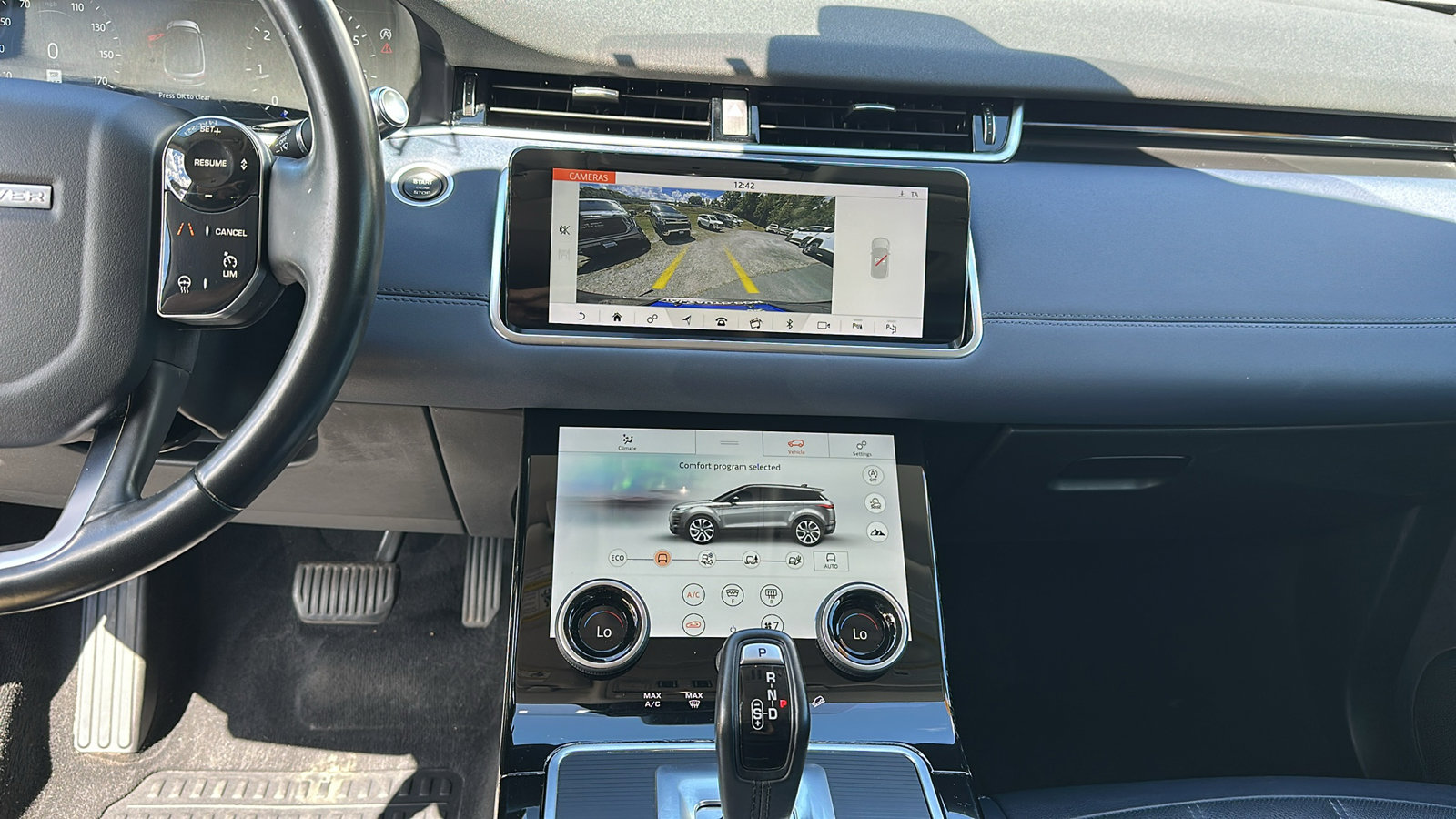 2020 Land Rover Range Rover Evoque SE photo 19
