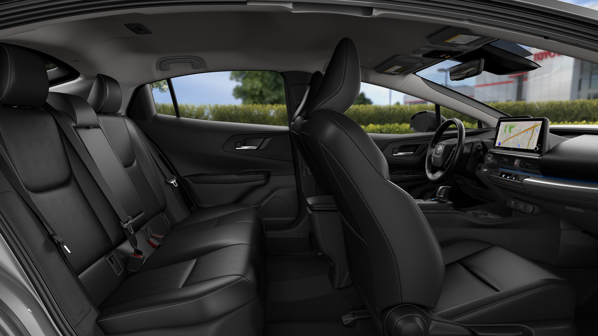 2026 Toyota Prius XLE photo 17